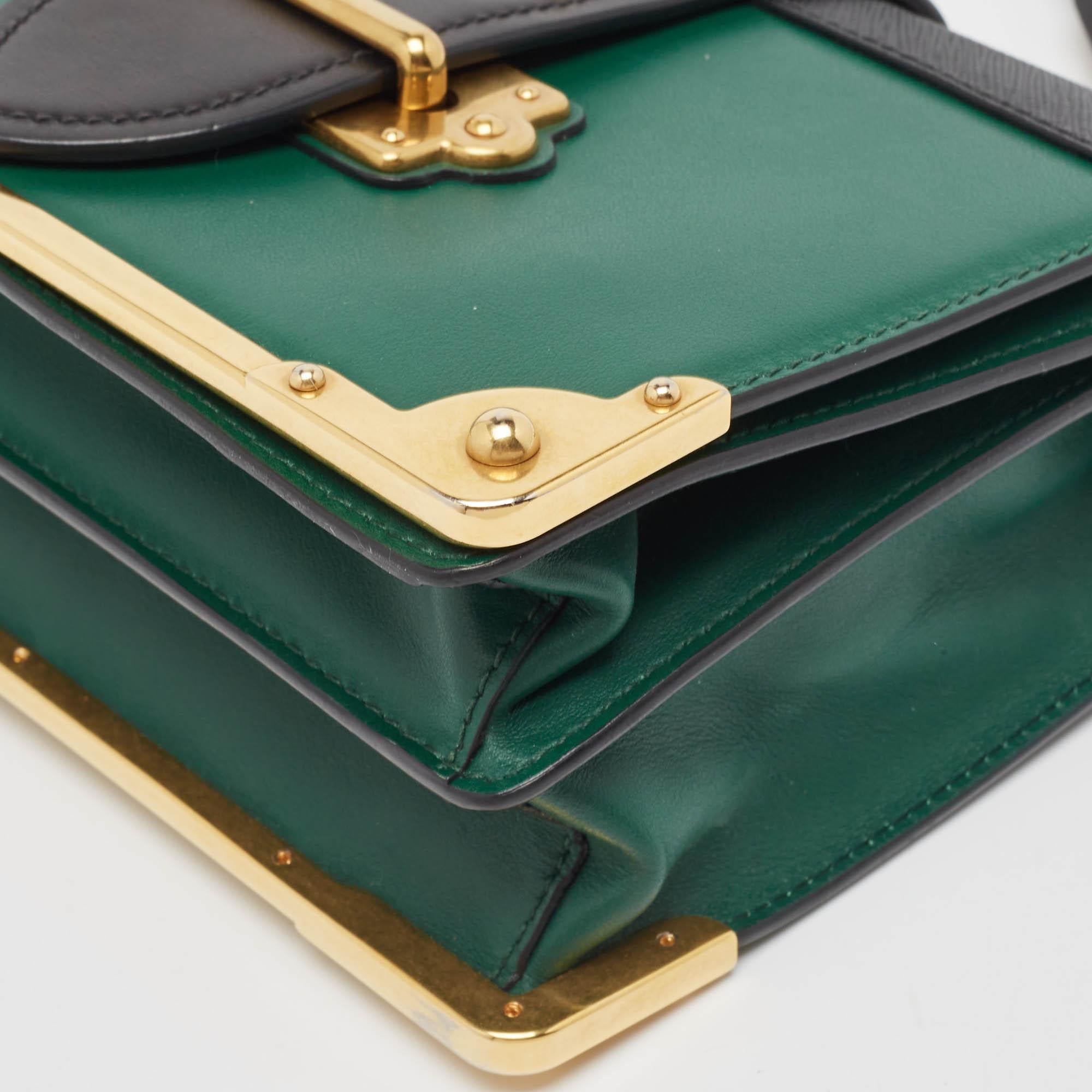 Prada Green/Black Saffiano Leather Cahier Flap Shoulder Bag For Sale 2