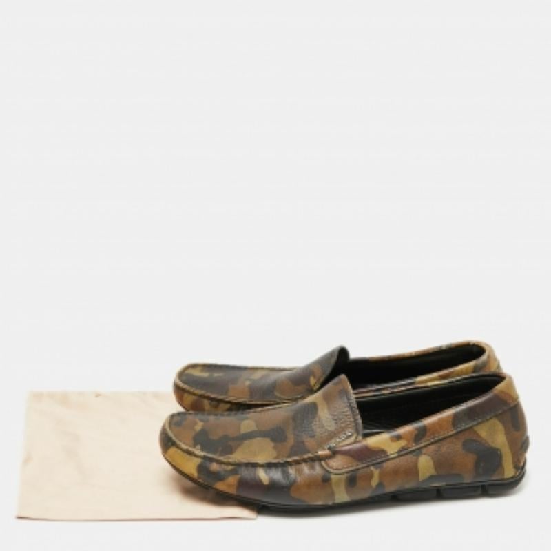 Prada Green Camo Print Leather Slip On Loafers Size 39.5 For Sale 5