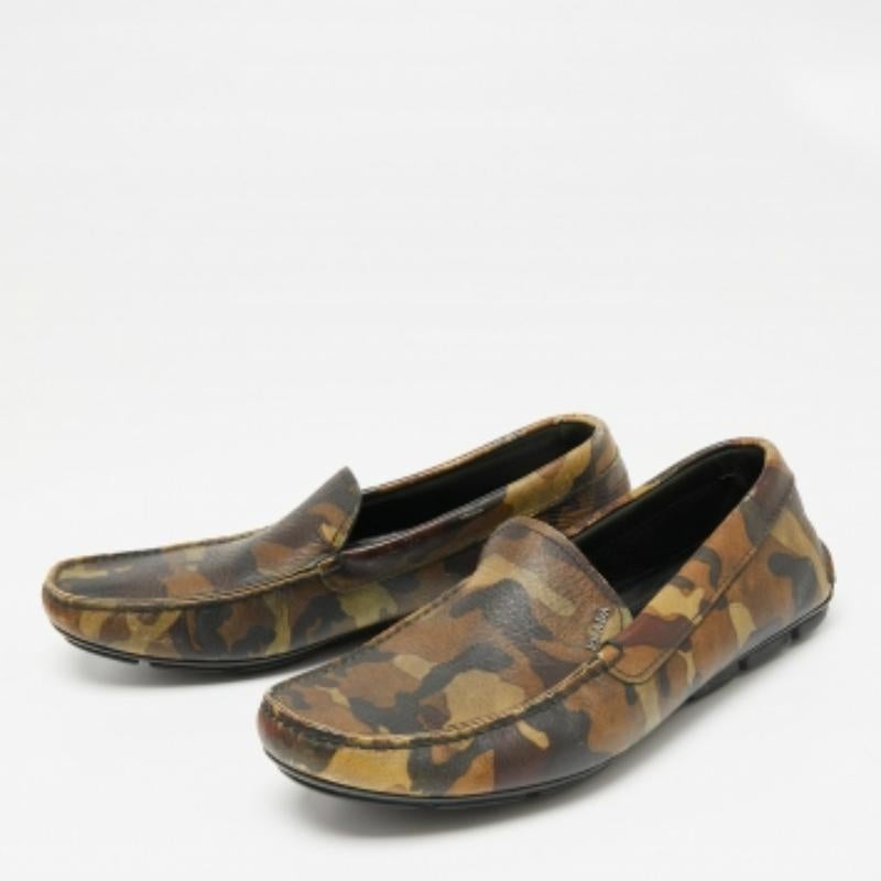 Prada Green Camo Print Leather Slip On Loafers Size 39.5 For Sale 4