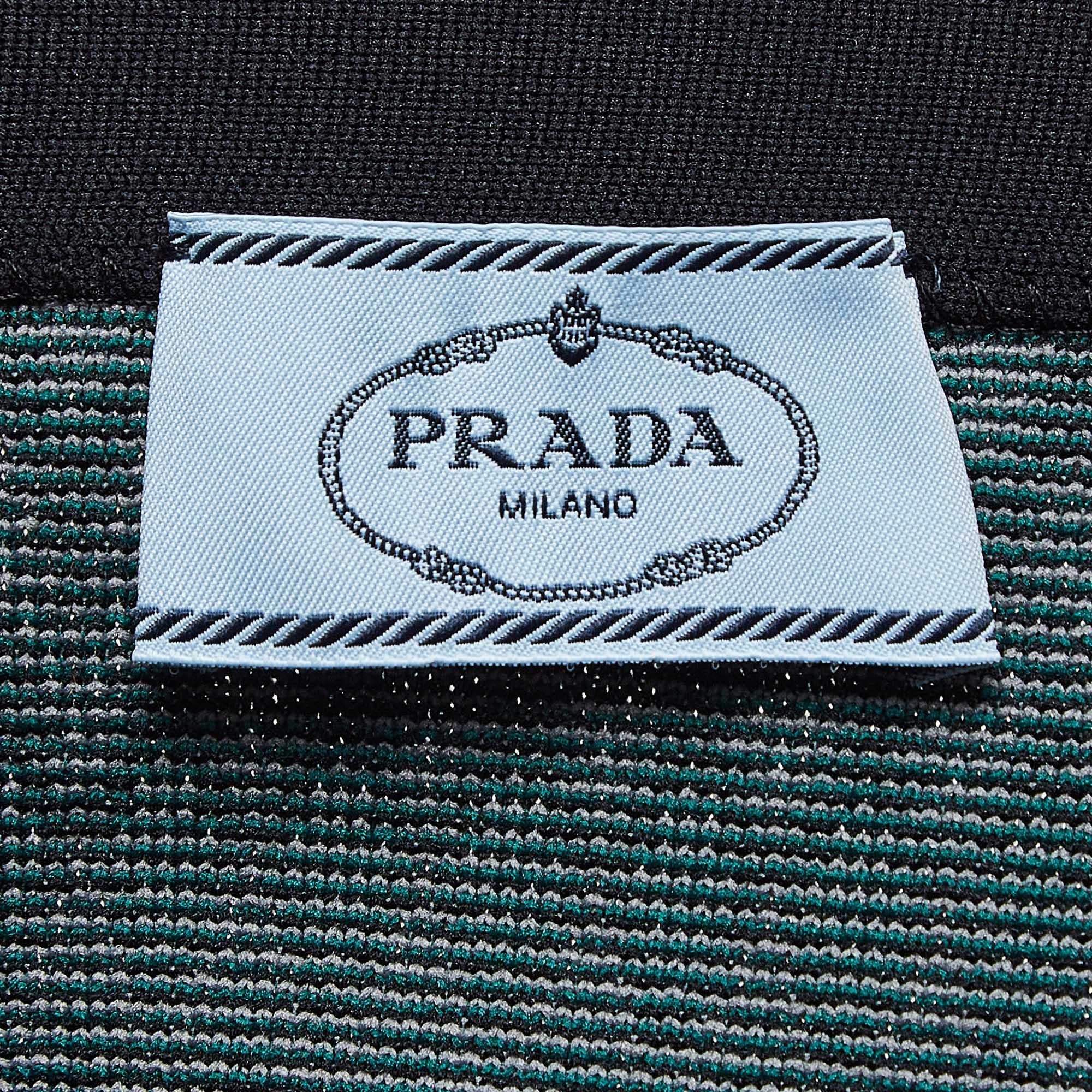 Prada - Jupe mi-longue en maille à motifs chevron - Greene & Greene M-One M Excellent état - En vente à Dubai, Al Qouz 2
