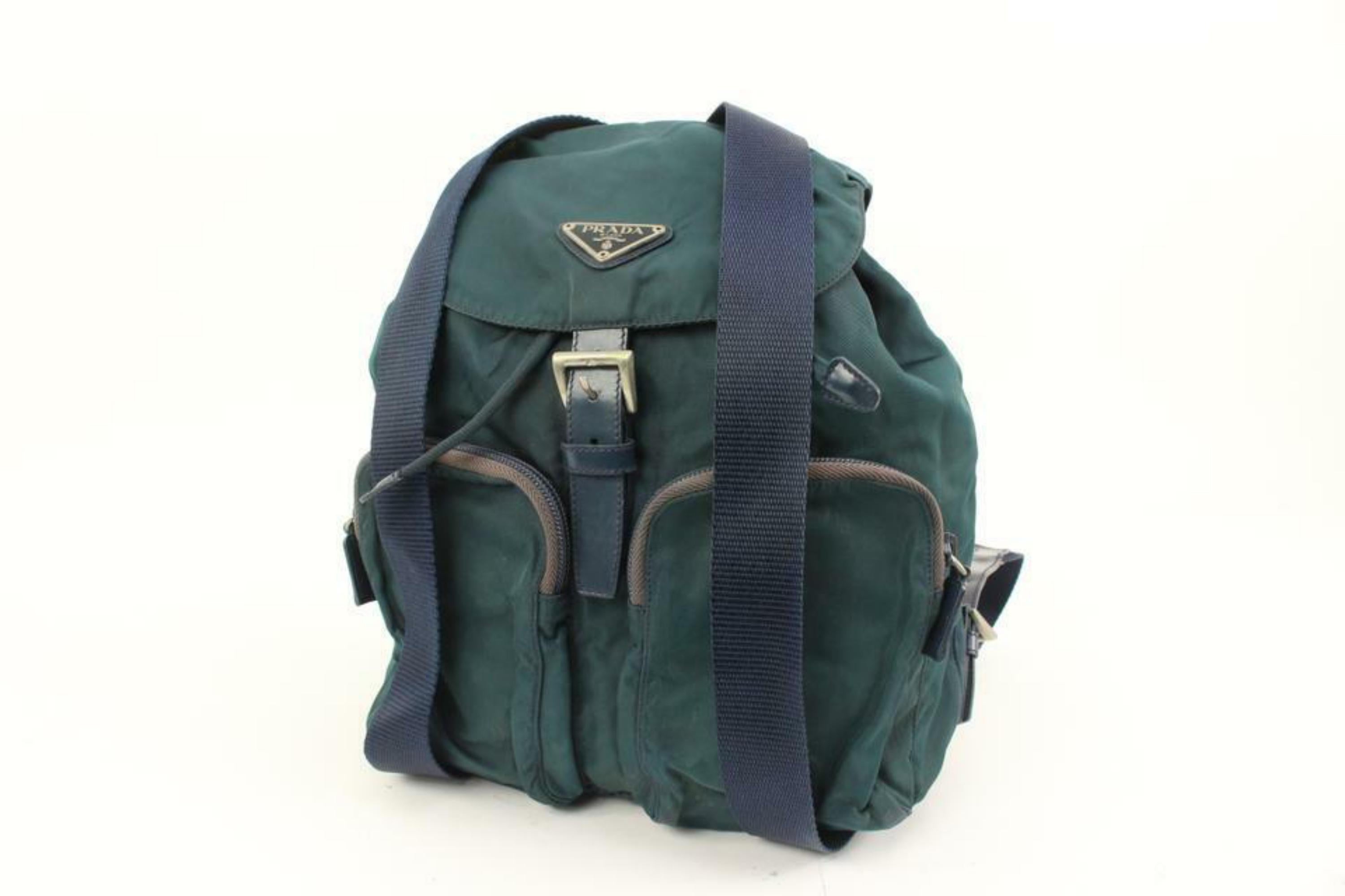 Prada Green Nylon Vela Backpack Twin Pocket 1P427 In Good Condition For Sale In Dix hills, NY