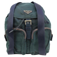 Prada Grün Nylon Vela Rucksack mit zwei Taschen 5p419s