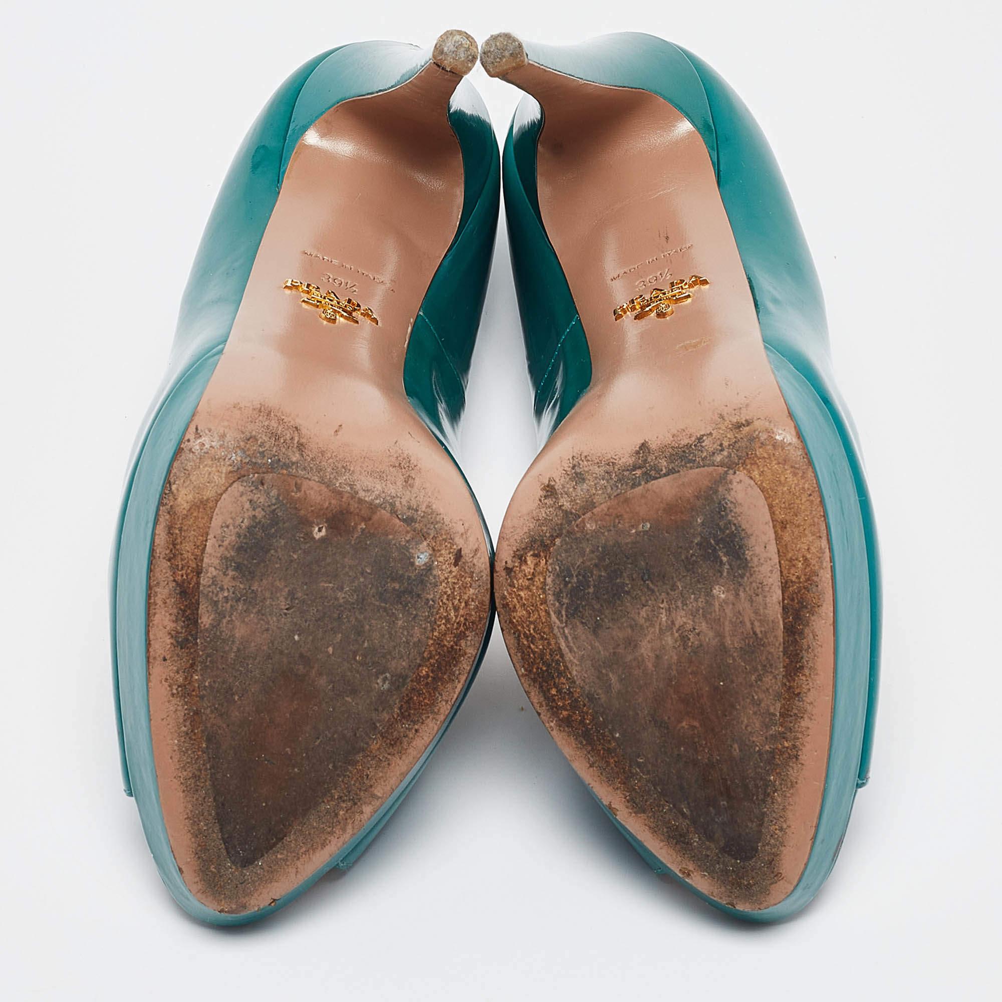 Prada Green Patent Leather Peep Toe Pumps Size 39.5 For Sale 2
