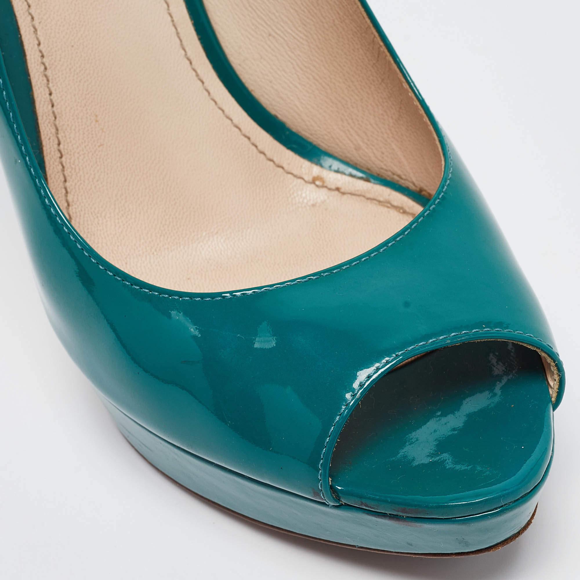Prada Green Patent Leather Peep Toe Pumps Size 39.5 For Sale 4