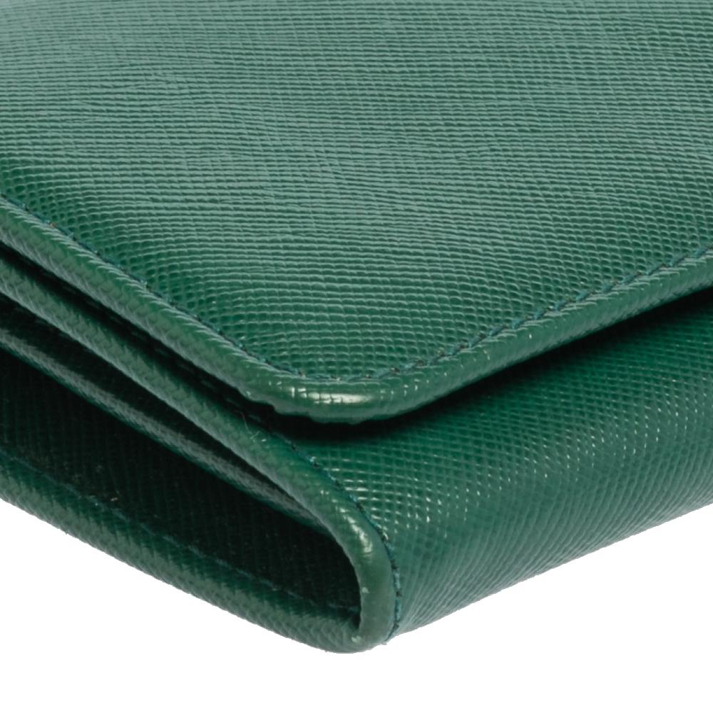 Prada Green Saffiano Leather Flap Continental Wallet For Sale 1