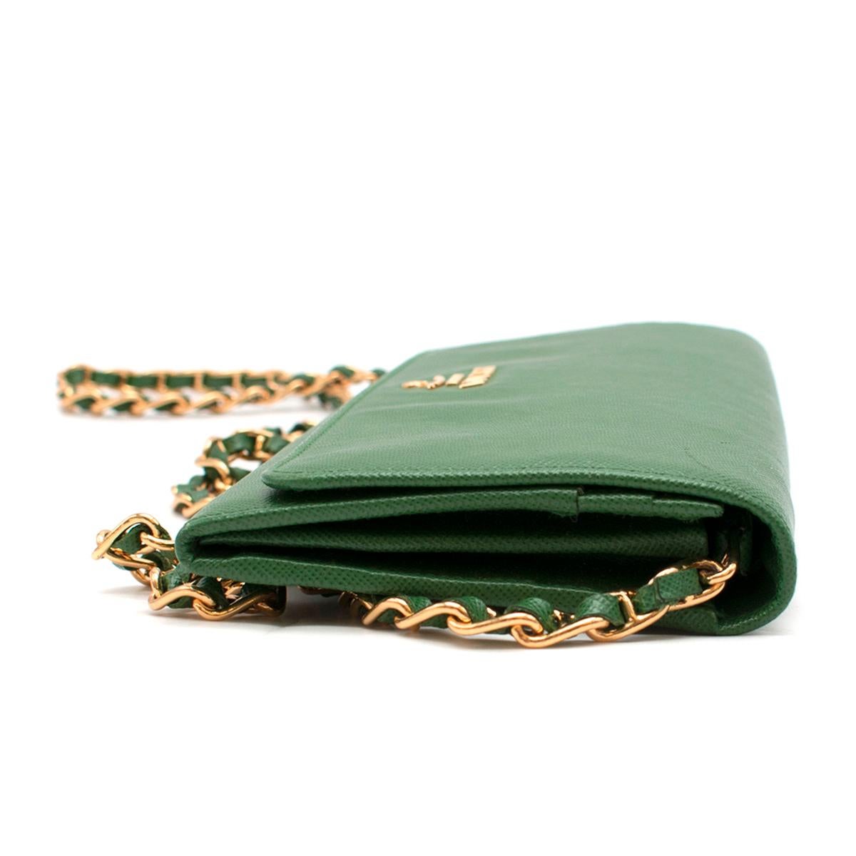 prada green wallet