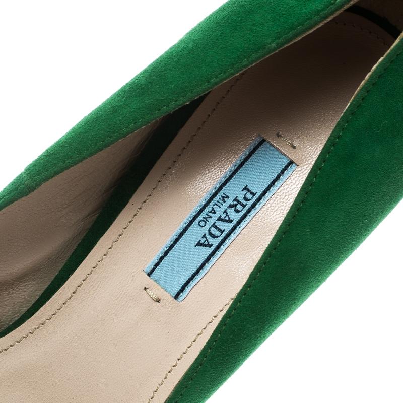 Prada Green Suede Pointed Toe Pumps Size 40 3