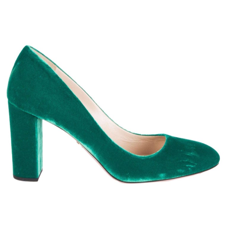 PRADA green VELVET BLOCK HEEL Pumps Shoes 38 For Sale at 1stDibs | prada green velvet green velvet pumps, velvet heels
