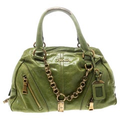 Prada - Sac bowling en cuir Vitello Shine vert