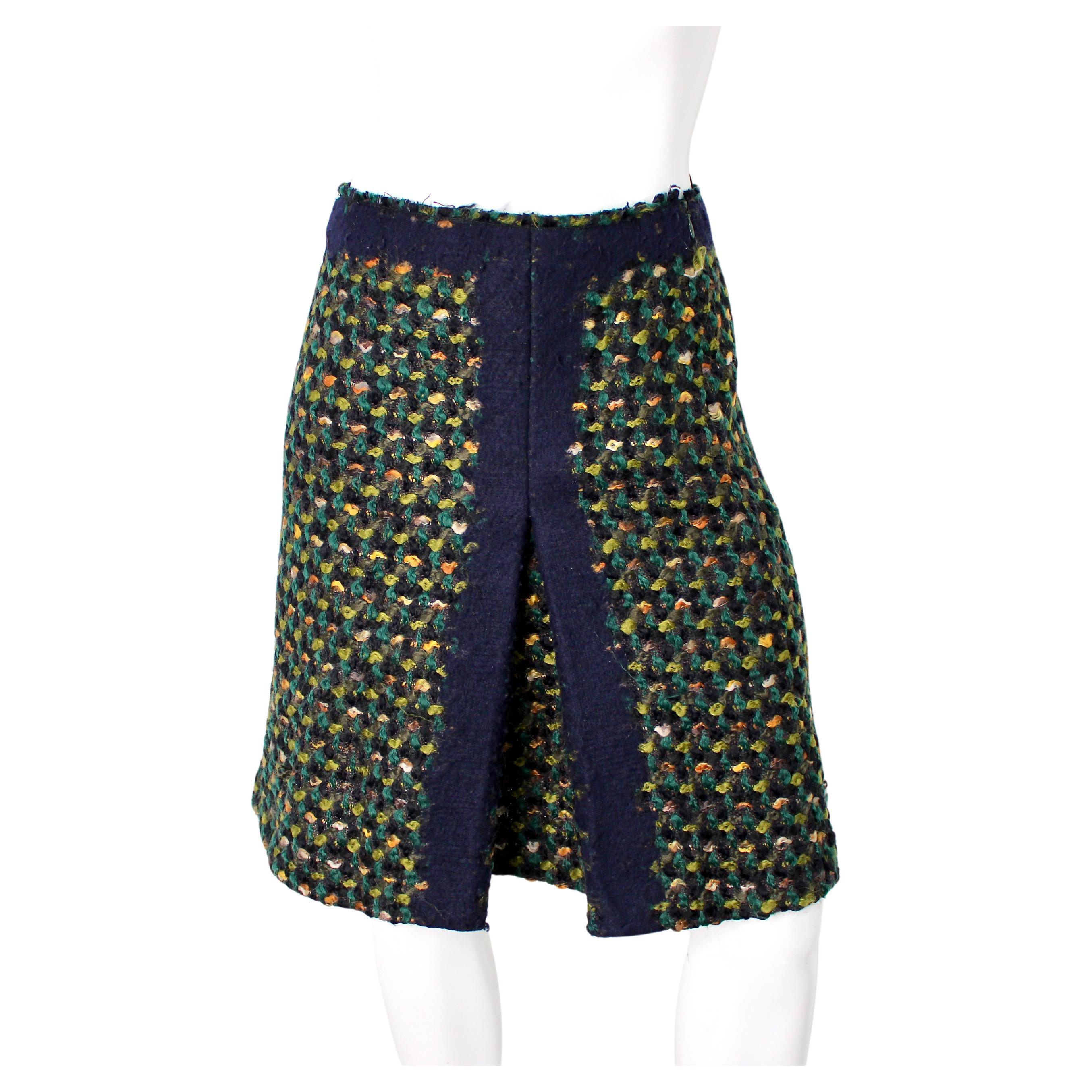 Gonna in tweed di lana verde di Prada, circa 2010