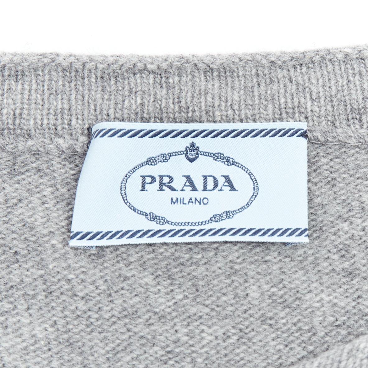 PRADA maglione grigio con maniche bateau e panelled crop in vendita 3