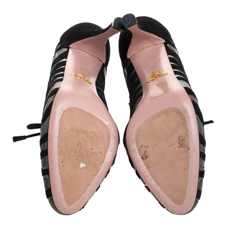 Prada Grey/Black Flame Detail Suede and Leather Lace Up Booties Size 37 In Good Condition In Dubai, Al Qouz 2