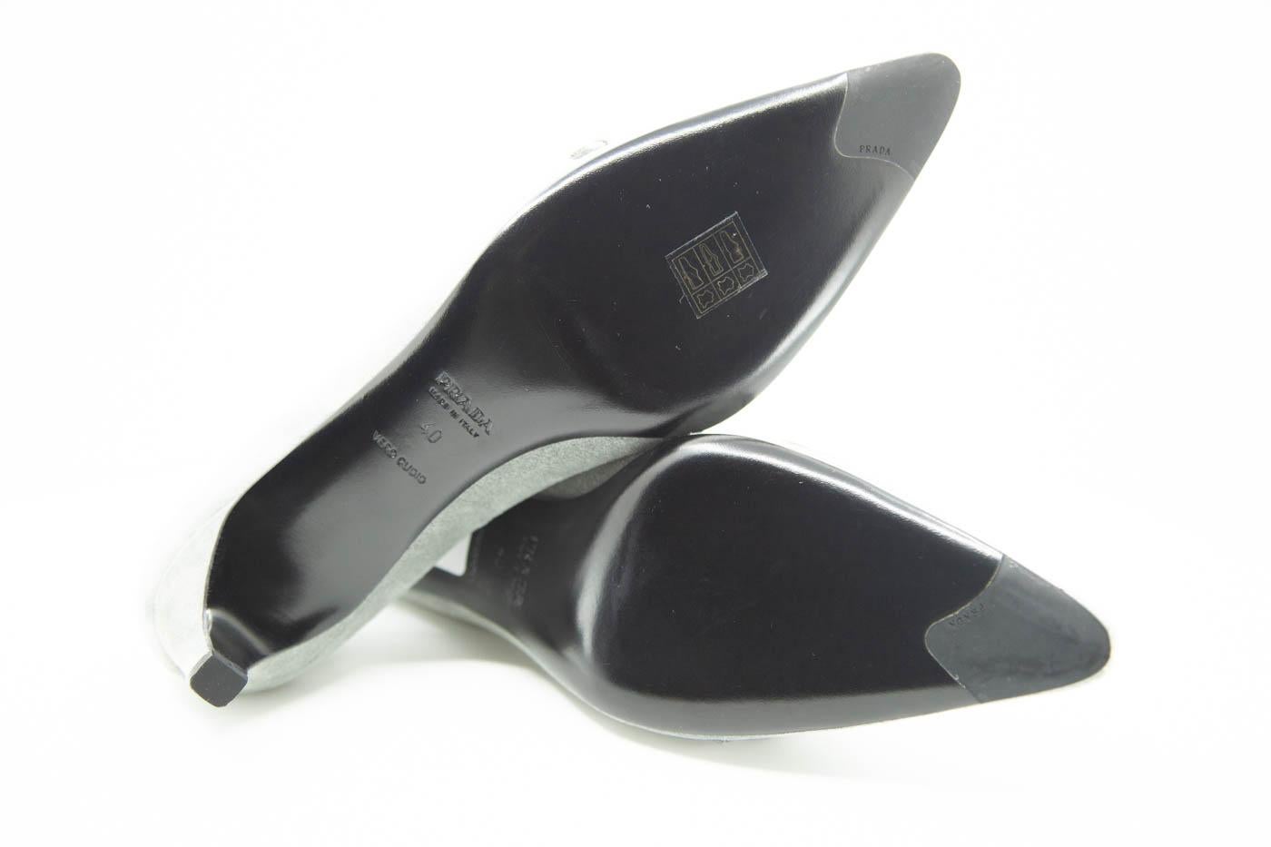 Women's or Men's Prada grey heels