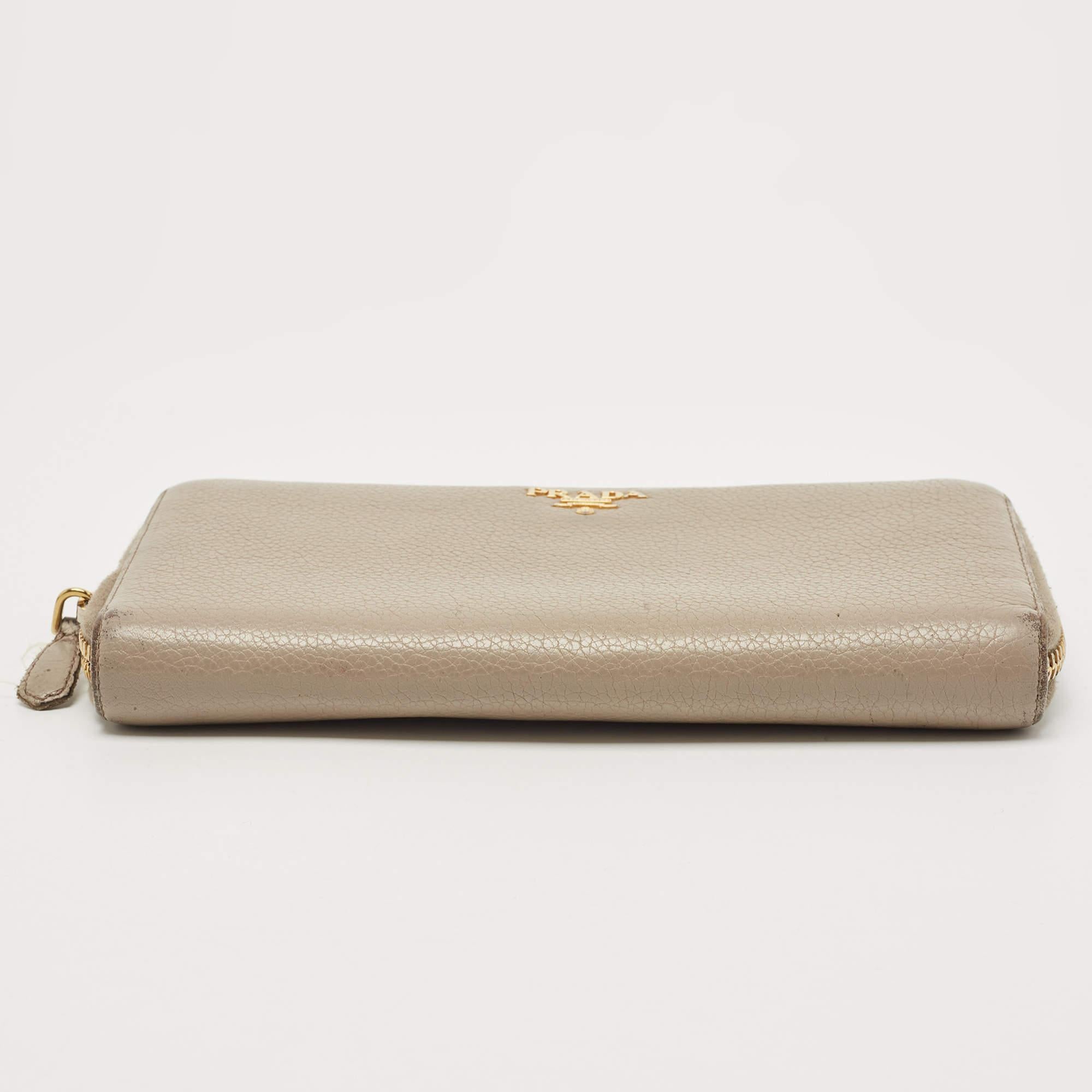 Prada Grey Leather Logo Zip Around Continental Wallet For Sale 2