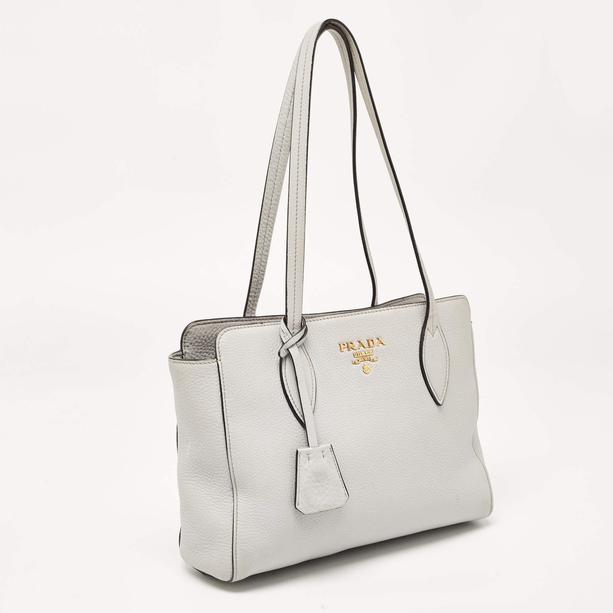 Prada Grey Leather Phenix Open Tote In Good Condition In Dubai, Al Qouz 2