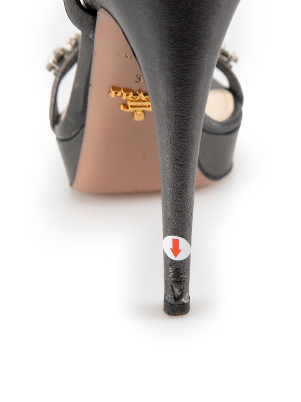 Prada Grey Leather T-Strap Platform Sandals Size IT 38 For Sale 3