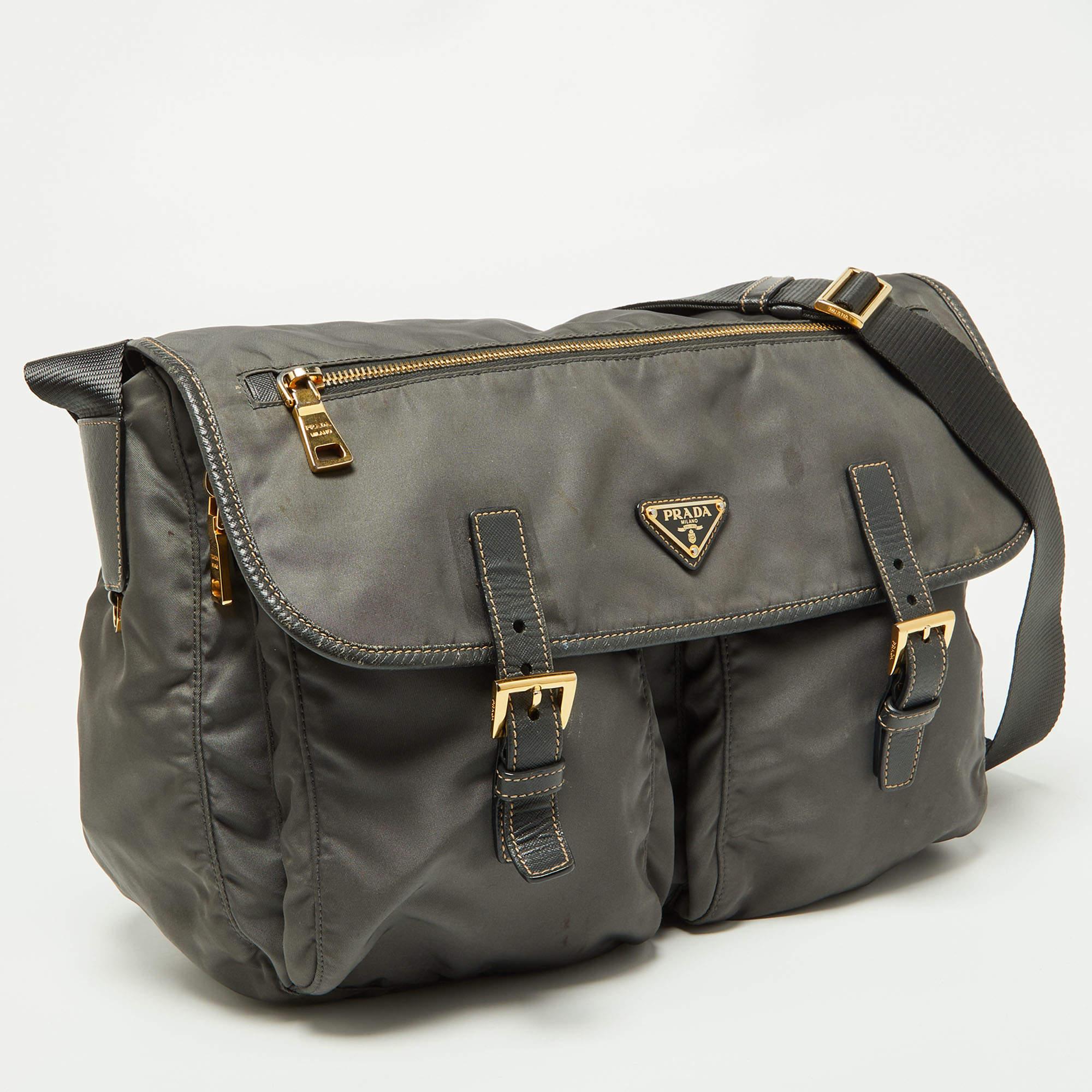 Prada Grey Nylon and Leather Buckle Messenger Bag In Fair Condition In Dubai, Al Qouz 2