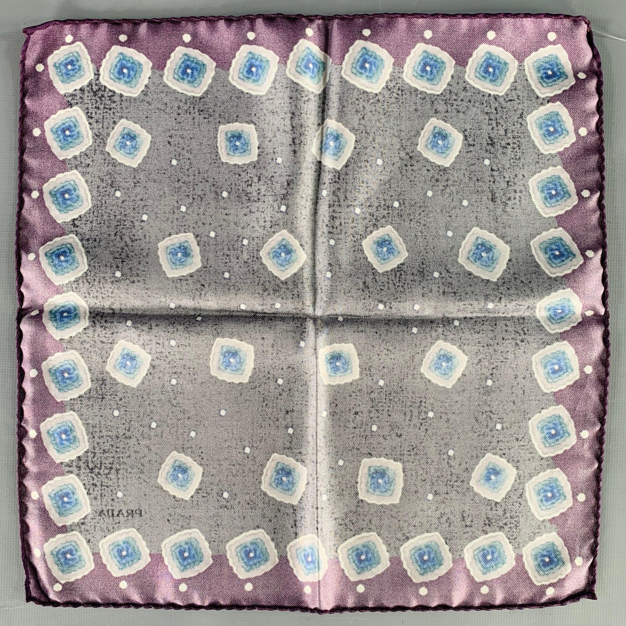 PRADA
pocket square in a grey and purple fabric (feels like silk) featuring a squares pattern.Very Good Pre-Owned Condition. 

Measurements: 
  11.5 inches  x 11.5 inches 
  
  
 
Sui Generis Reference: 136441
Category: Pocket Square
More Details
  