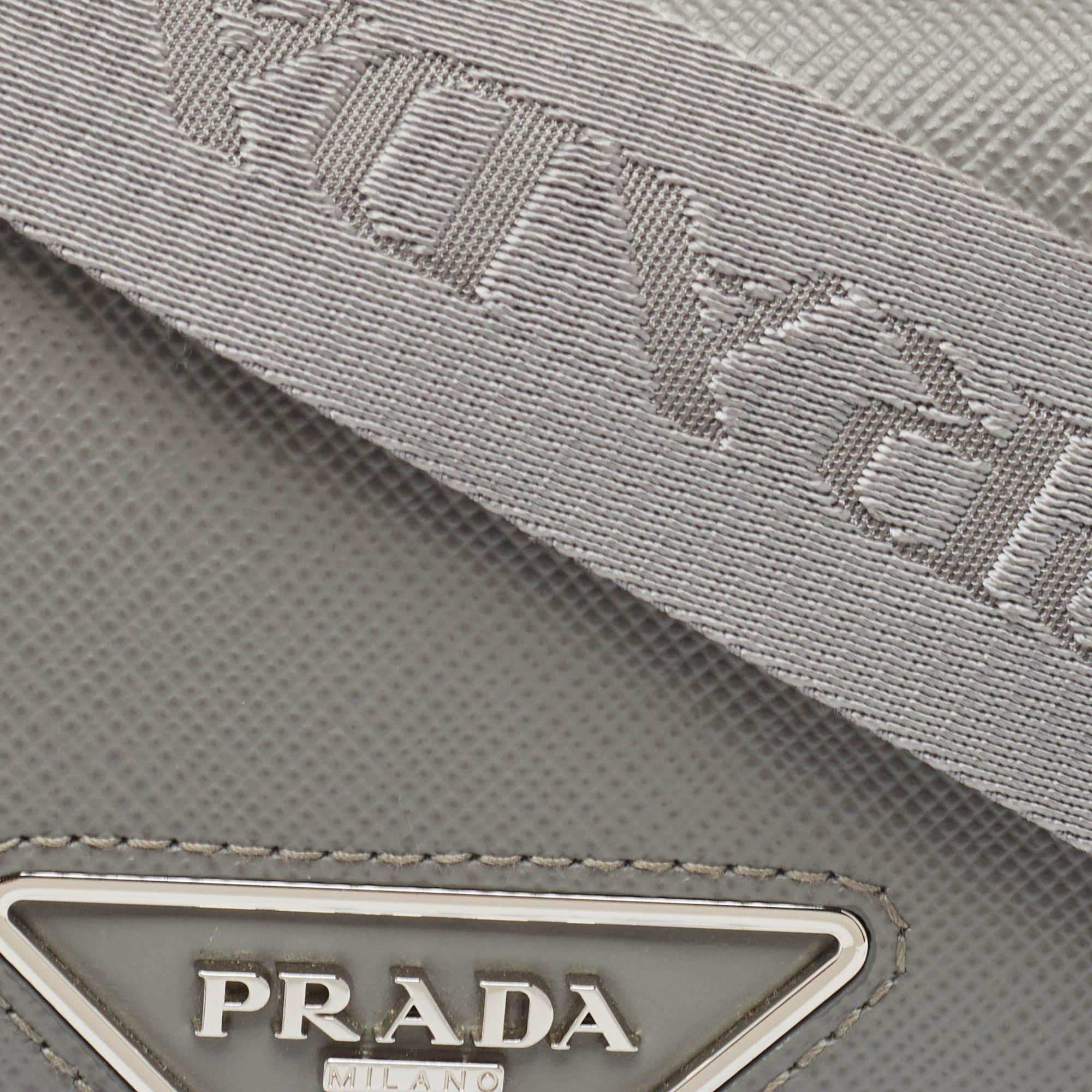 Prada Grey Saffiano Cuir and City Leather Identity Shoulder Bag For Sale 4