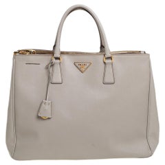 Prada Grau Saffiano Lux Leder Executive Galleria Tote