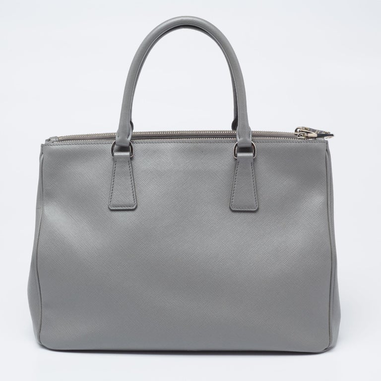 Grand Sac Porté Main Hope Bicolore En Cuir Saffiano
