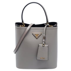 Prada Graue Saffiano Lux Ledertasche Medium Panier Top Handle Bag