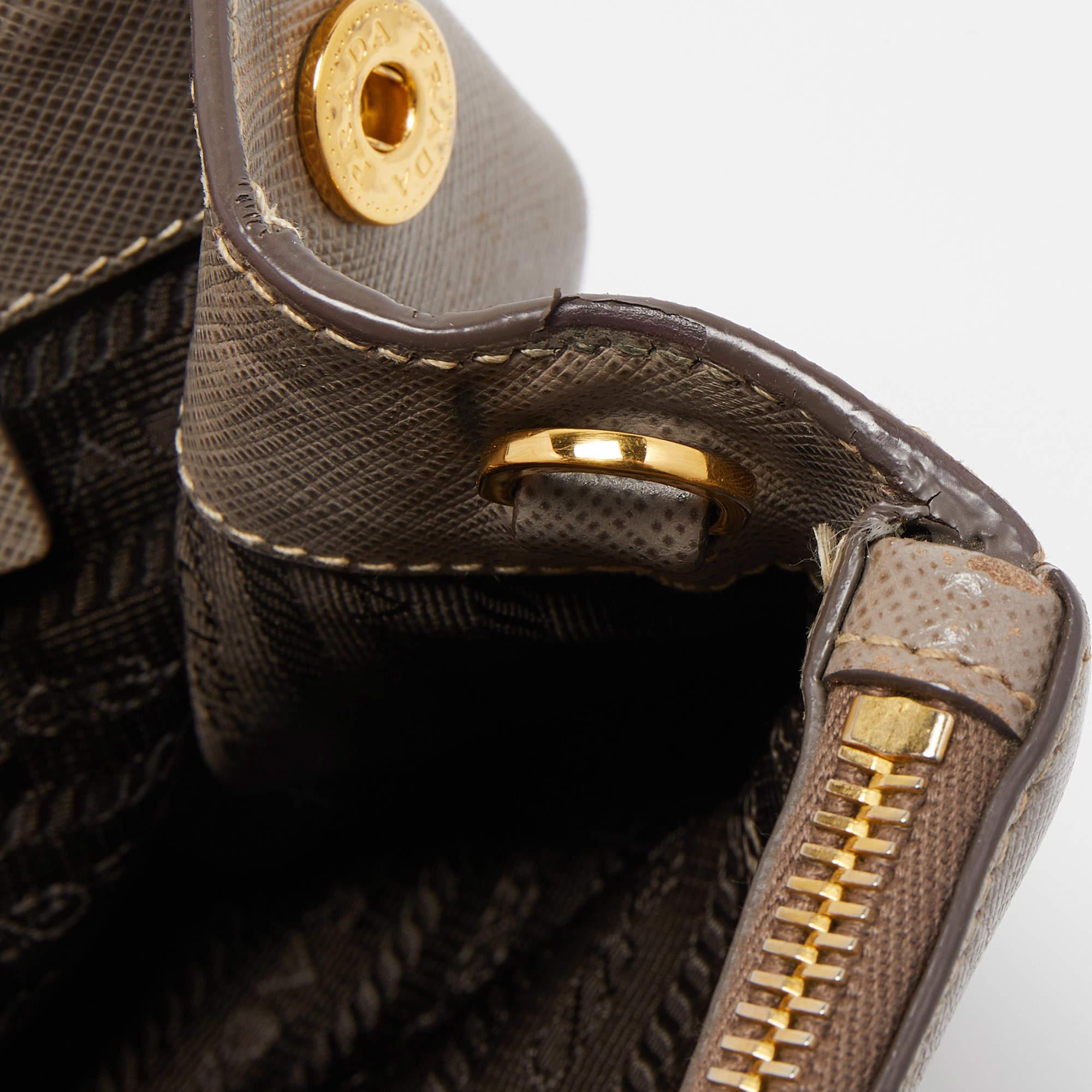 Prada Grey Saffiano Lux Leather Small Galleria Double Zip Tote For Sale 2