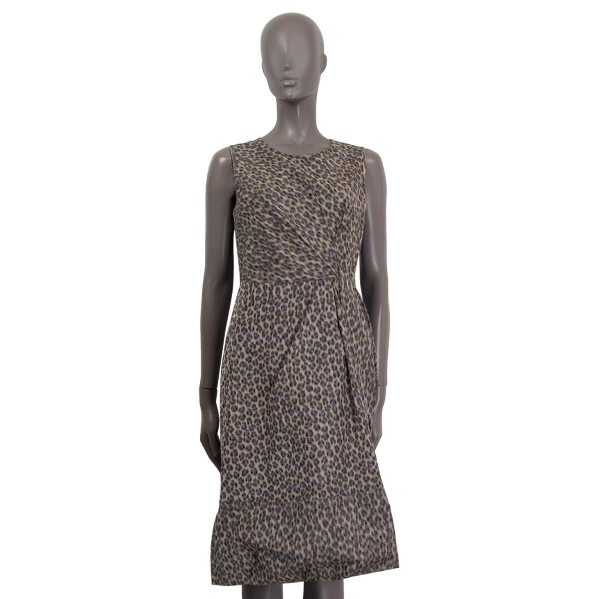 Gray PRADA grey silk blend LEOPARD PLEATED Sleeveless Dress 42 M For Sale