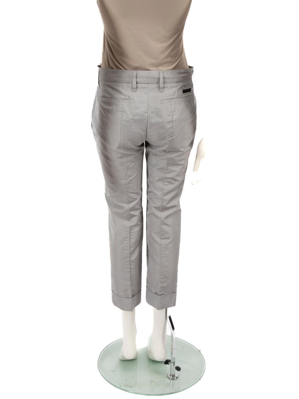 Grigio Prada - Pantaloni cropped in seta grigia taglia XS in vendita