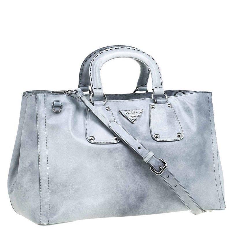 Prada Grey Spazzolato Leather Shopping Tote In Good Condition In Dubai, Al Qouz 2