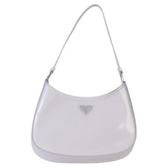Prada Cleo-Tasche in Grau, Spazzolato, mittelgroß