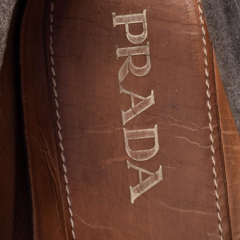 Grigio Prada Mocassini in pelle scamosciata grigia misura 41,5