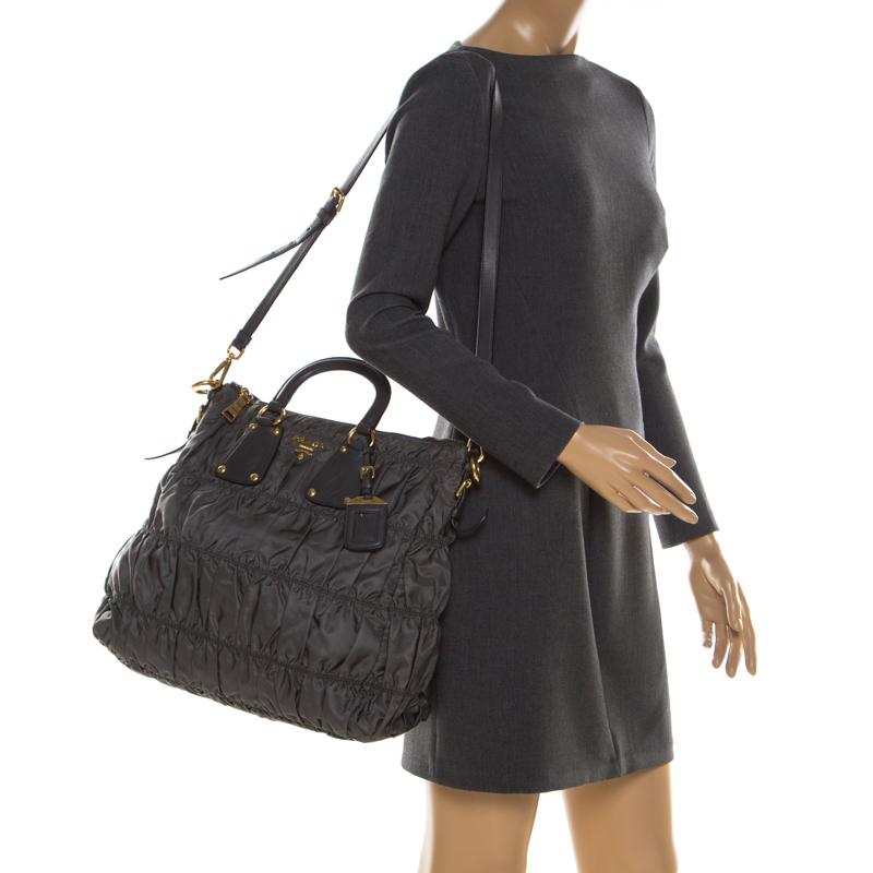 prada gaufre tessuto bag