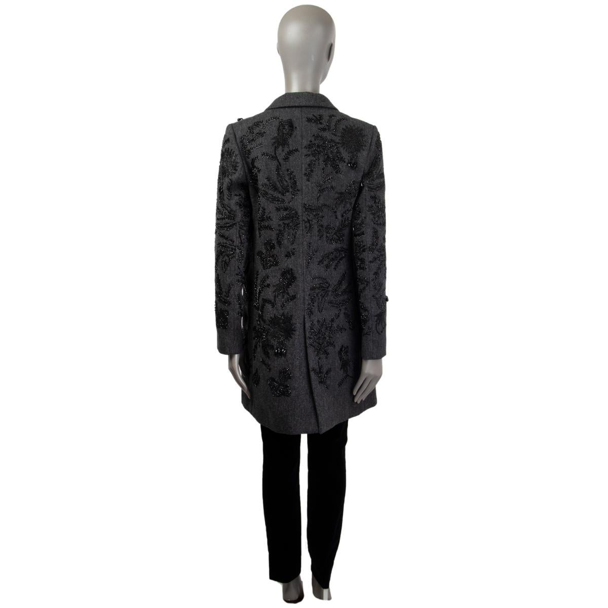 PRADA grey wool BEAD EMBELLISHED DOUBLE BREASTED Coat Jacket S In Excellent Condition For Sale In Zürich, CH