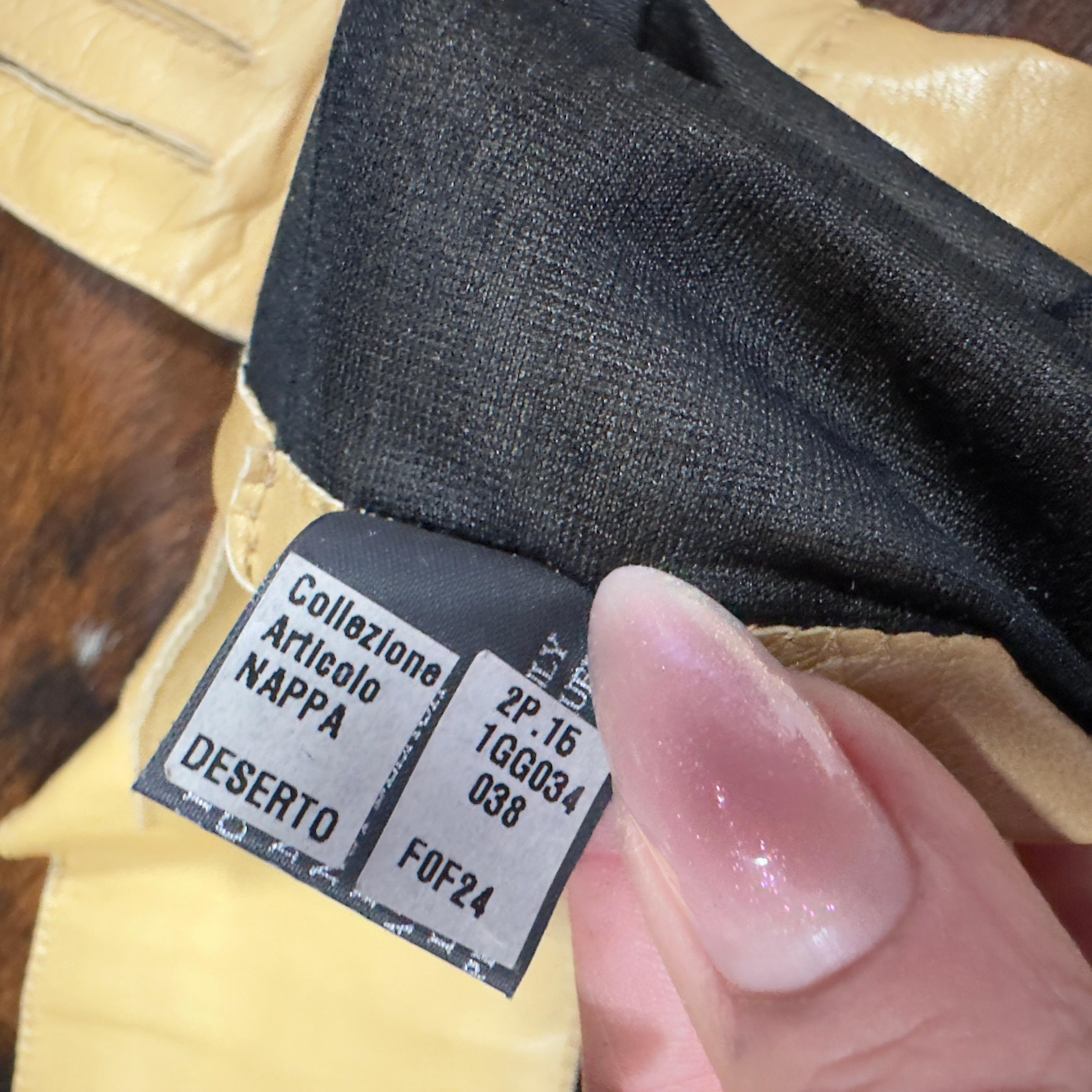 Prada - Guanti Lunghi in Nappa 