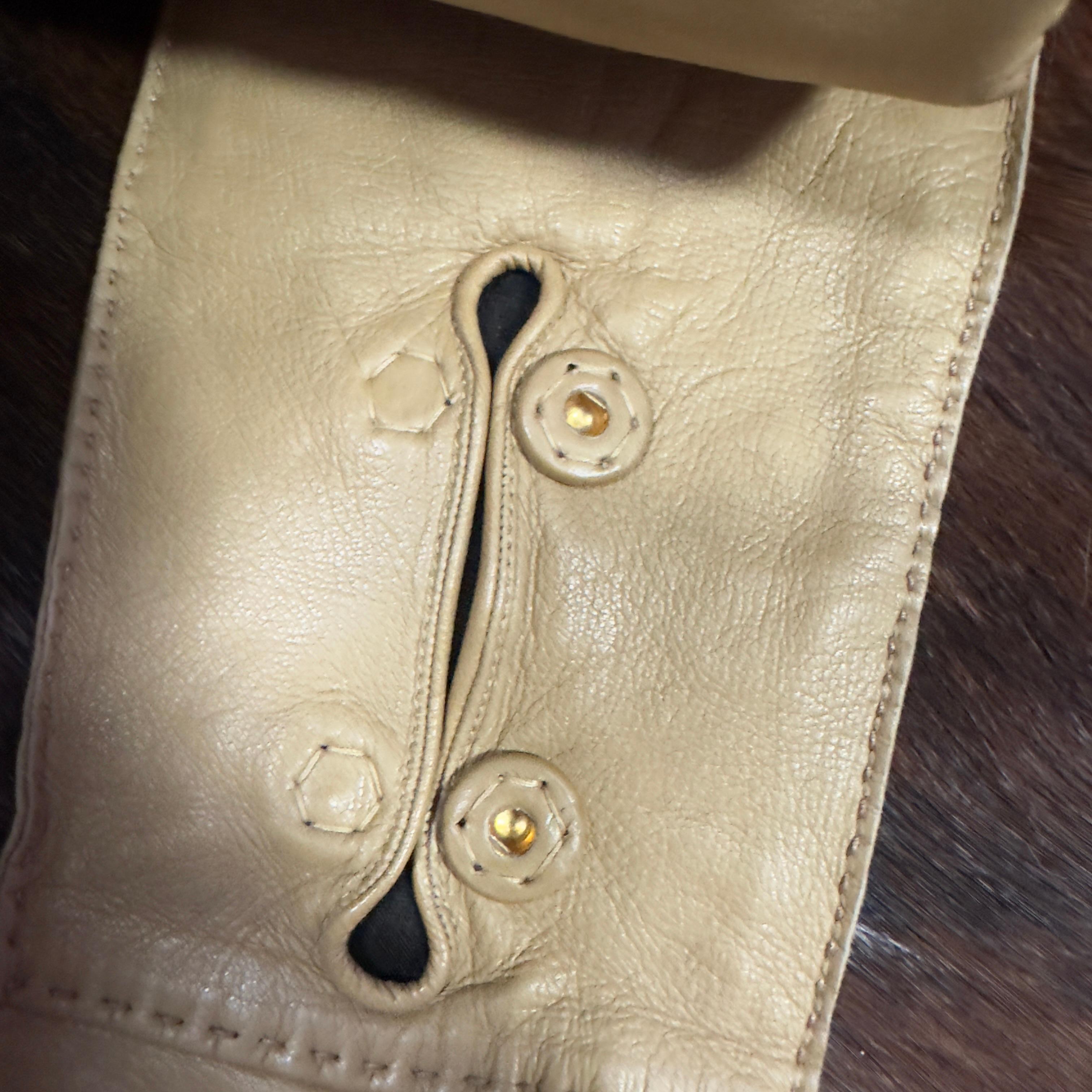 Prada - Guanti Lunghi in Nappa 