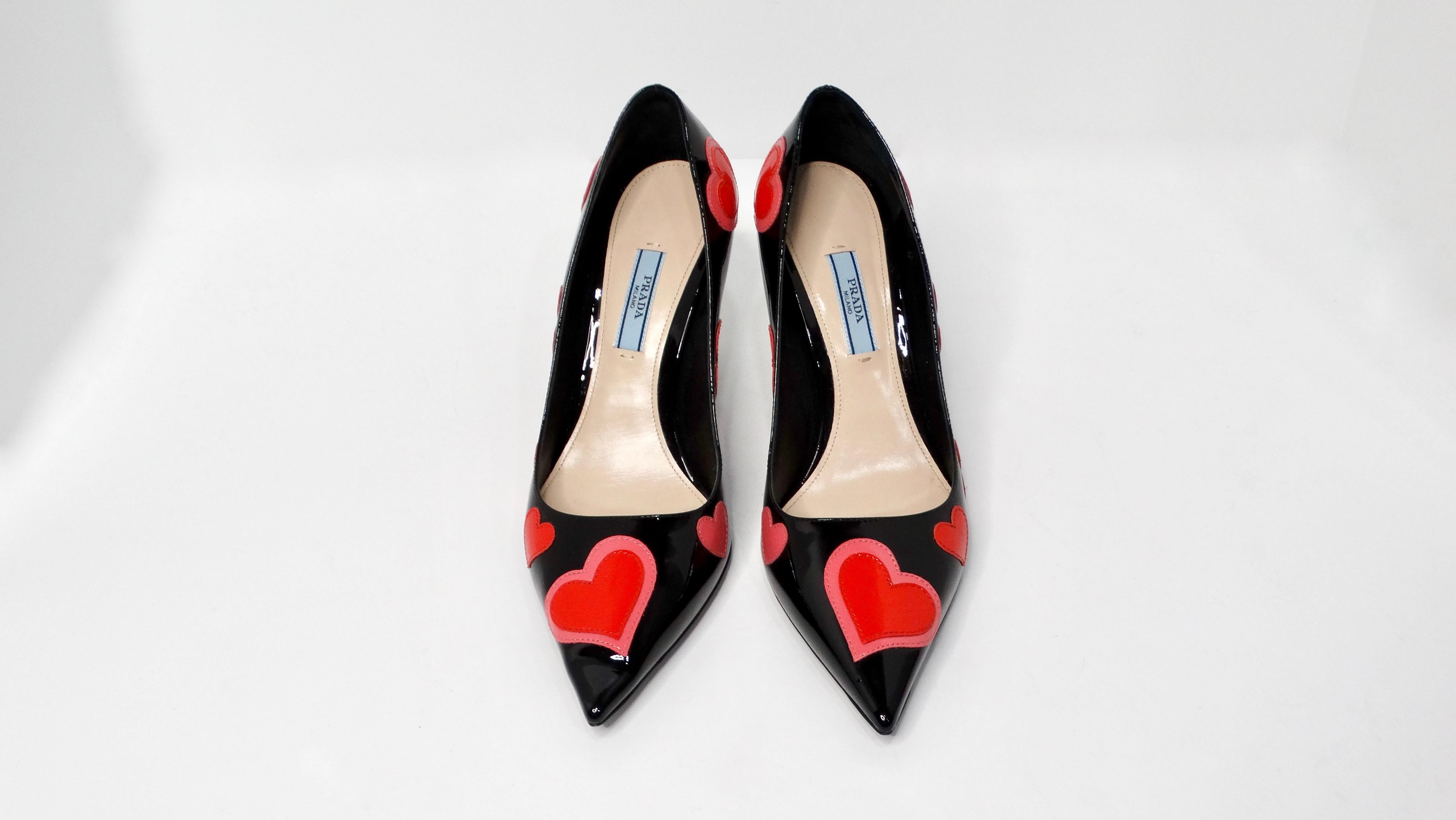 Prada Heart Print Patent Leather Pumps With Heart Shaped Heel In Excellent Condition In Scottsdale, AZ