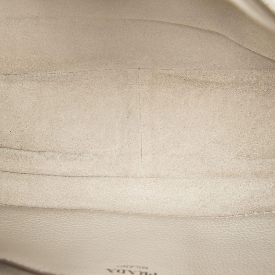 Prada Ivory 90s Vitello Daino Leather Shoulder Hobo For Sale 1