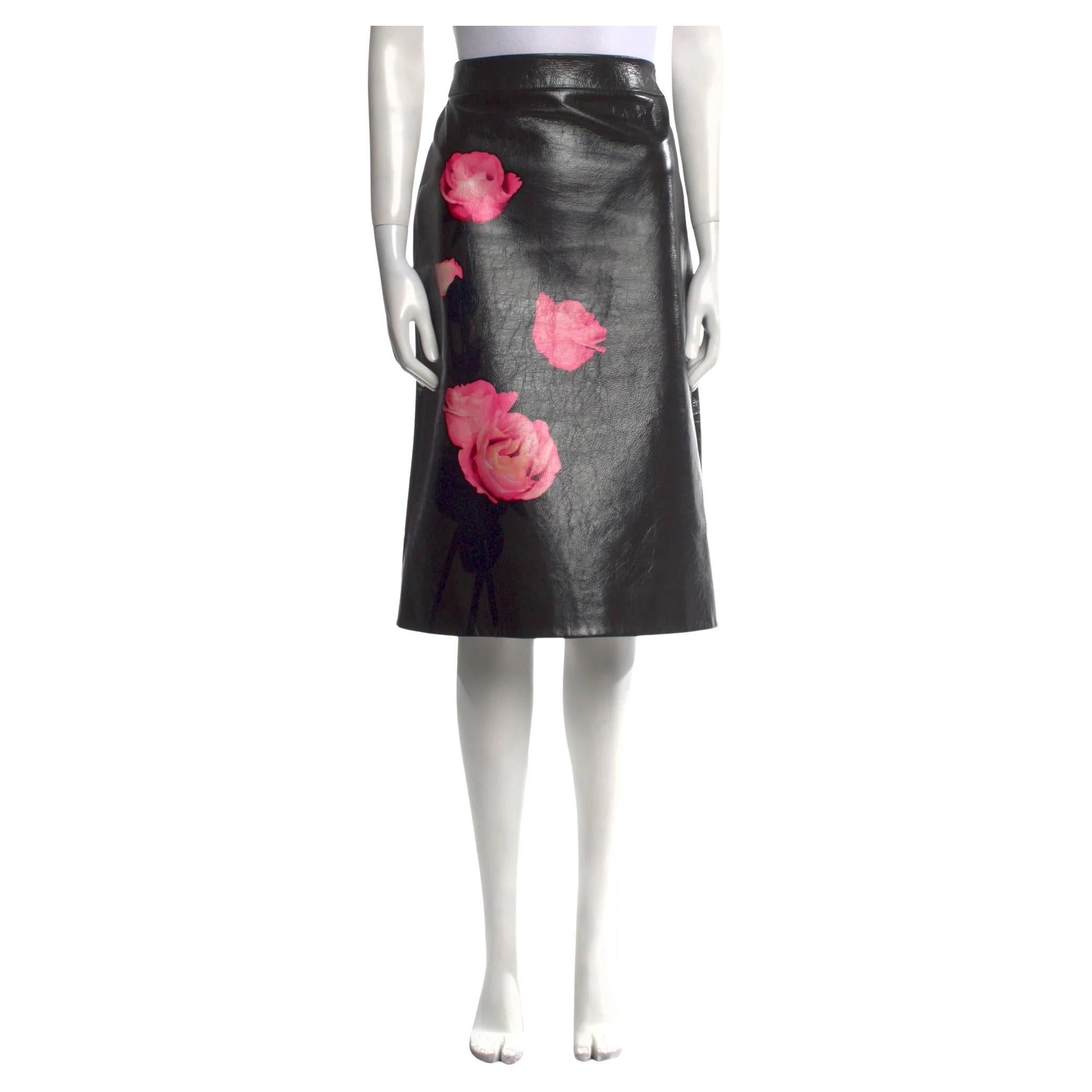Falda Prada de piel hasta la rodilla con estampado de flores, 2019 en venta