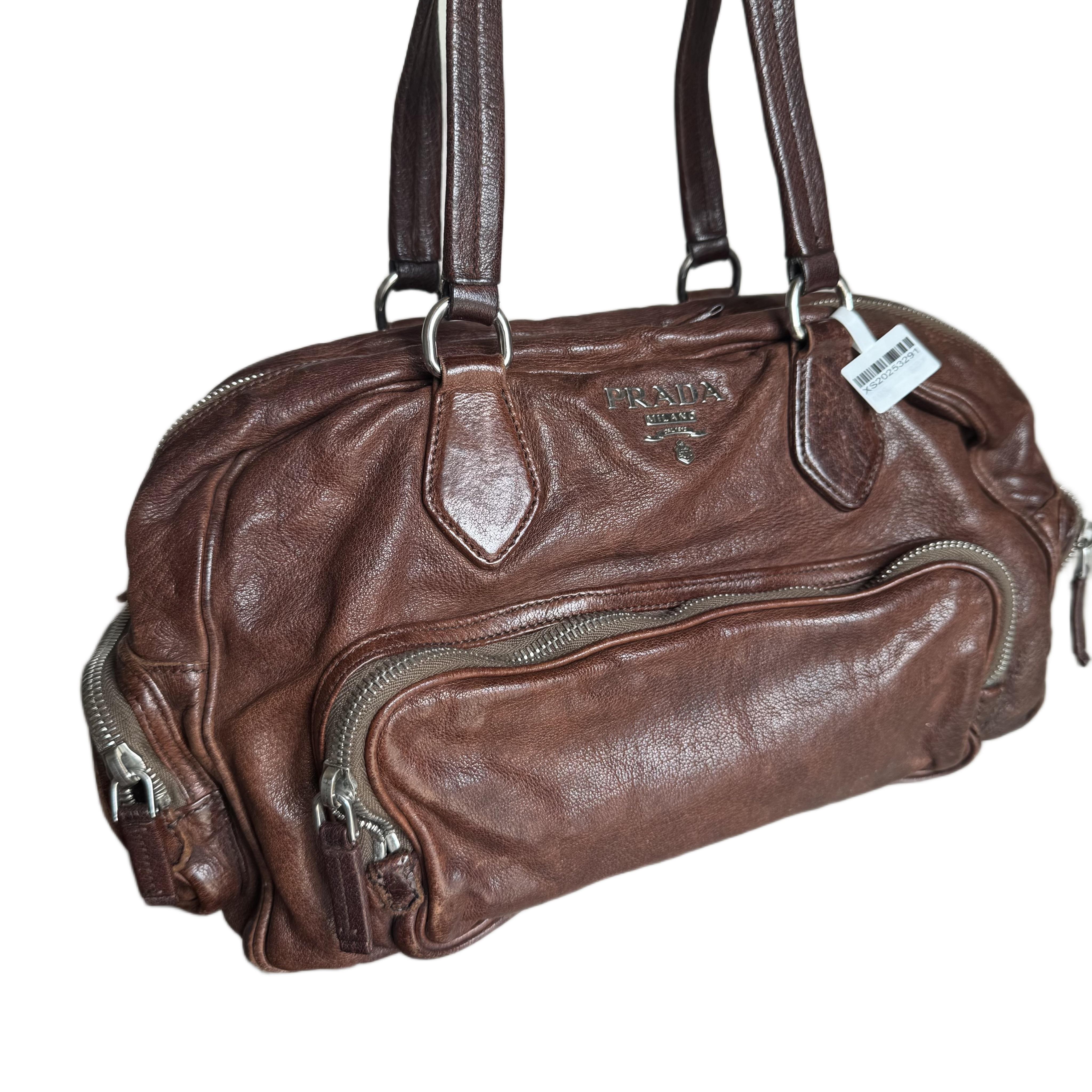 Prada Large Brown Washed Top Handle Bauletto Bag Calfksin Leather Pour femmes en vente