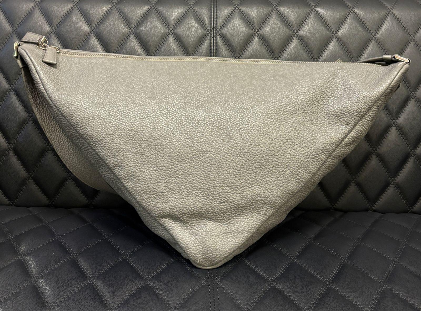 Prada Large Vitello Daino Grey Leather Triangle Bag For Sale 7