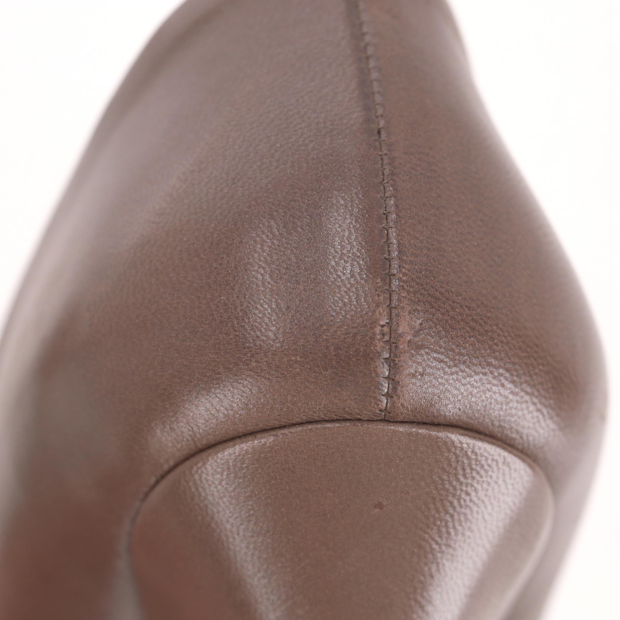 Bombas de espuma Prada en venta 5