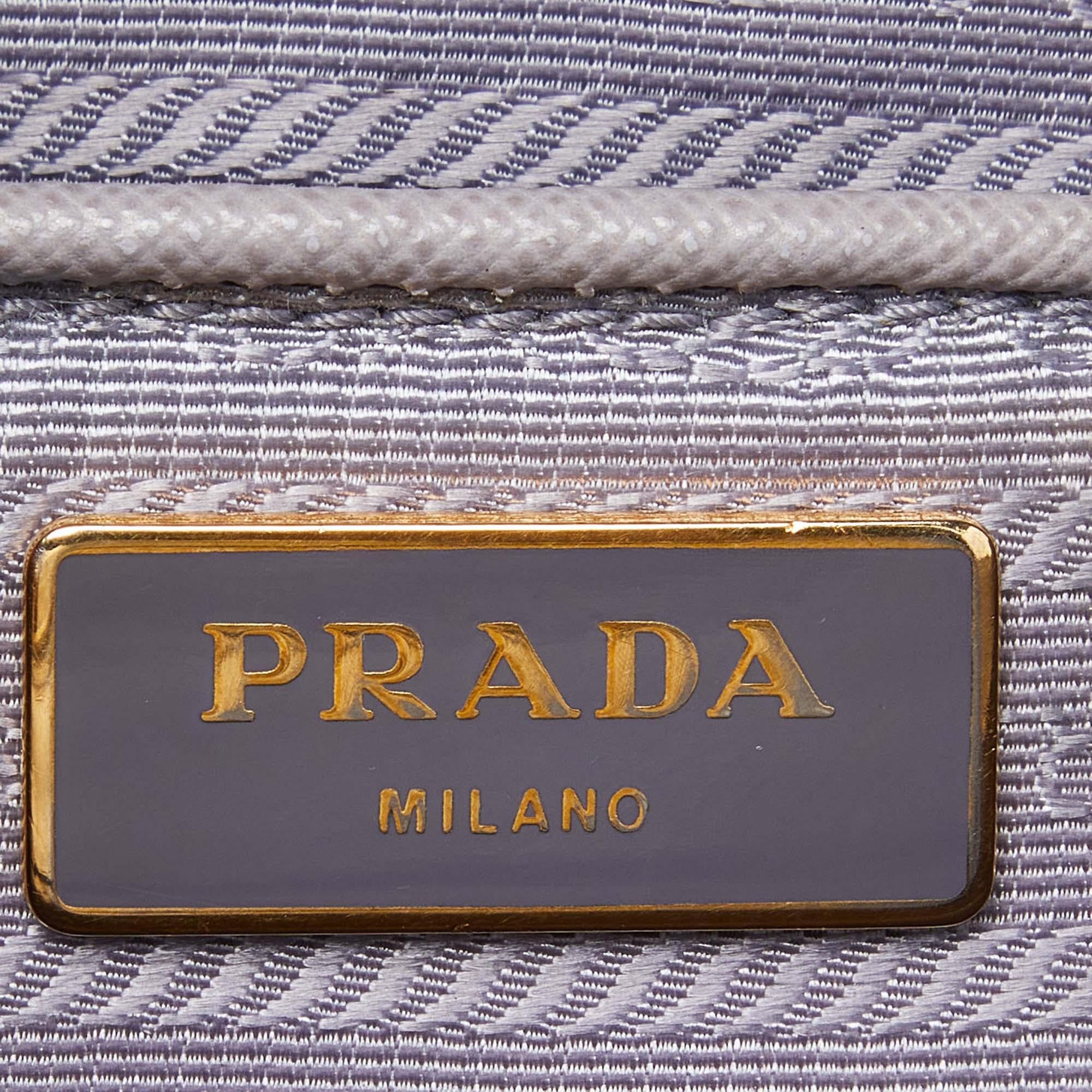 Prada Lavendel Saffiano Lux Leder Große Galleria Tote mit doppeltem Reißverschluss Große im Angebot 3