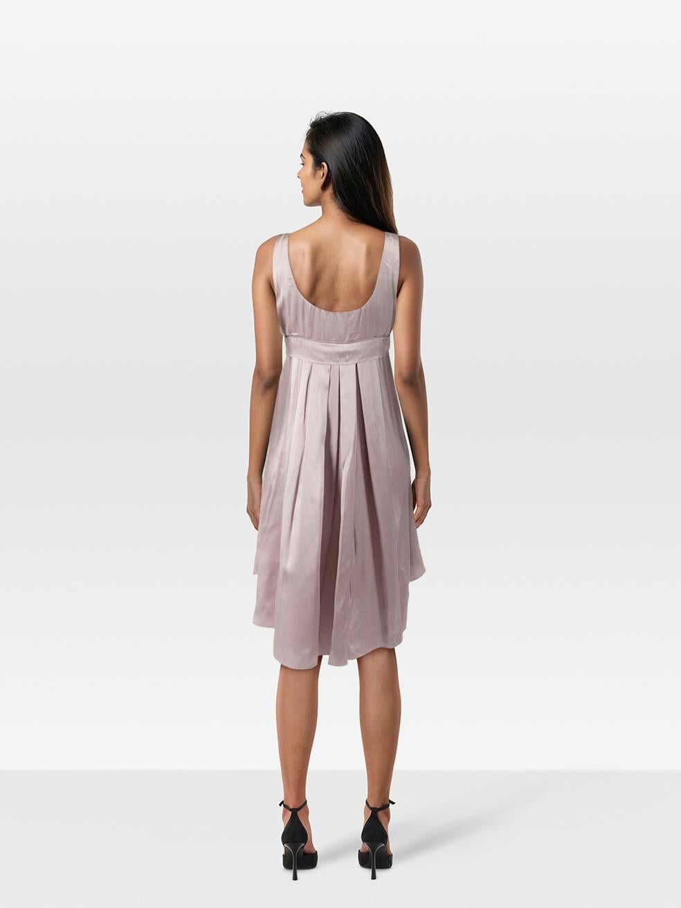 CONDITION is Very good. Minimal wear to the dress is evident. Discolouration under both armpits and the lower half on the front and back. Pluck to the weave on the lower back left on this used Prada designer resale item. Discolouration may need