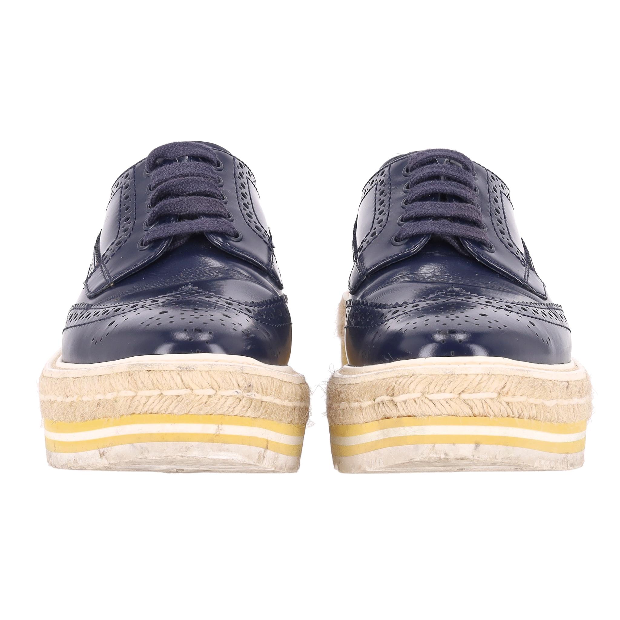 Prada Leder Plateau Brogues (Grau) im Angebot