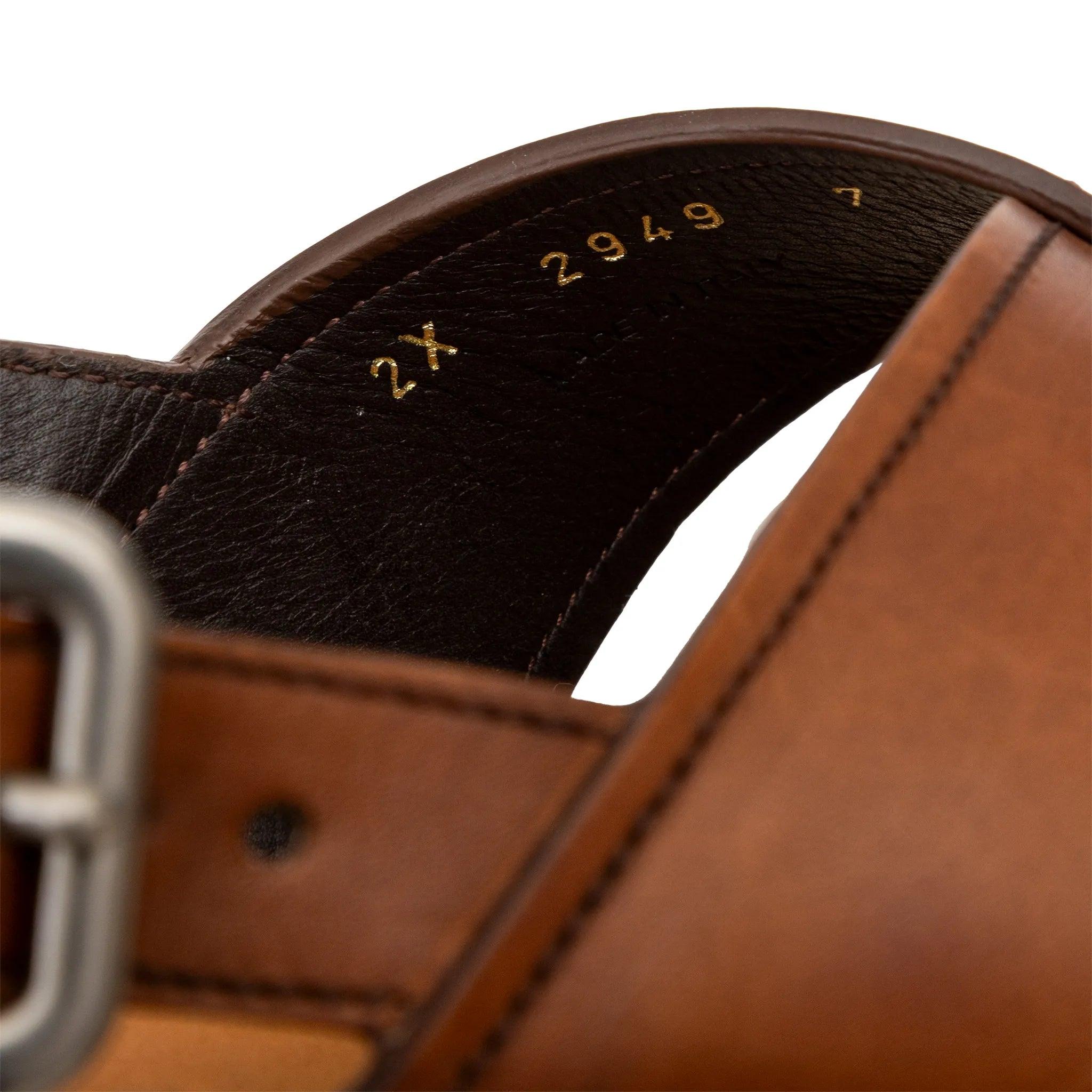 Sandales en cuir de Prada - années 10 en vente 5