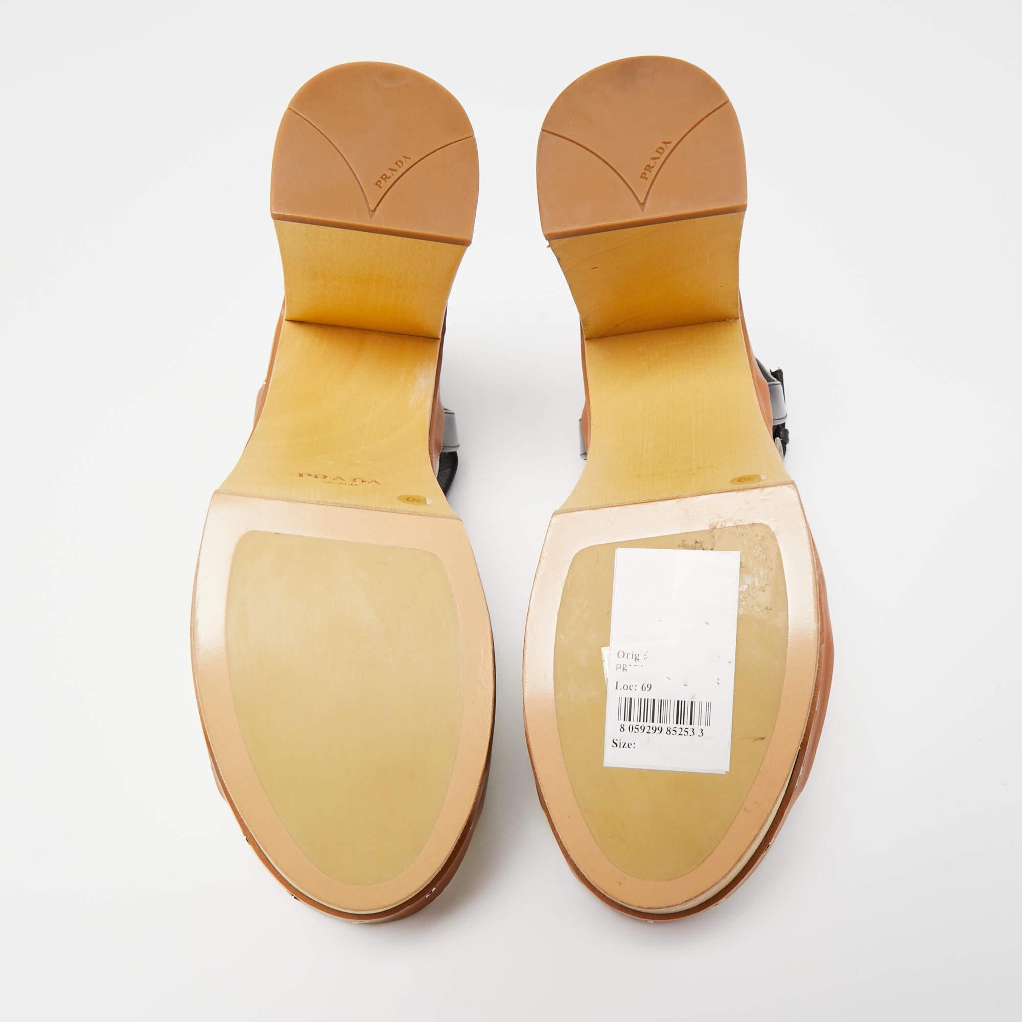 Prada Leather Studded Platform Block Heel Ankle Strap Sandals Size 40 For Sale 2