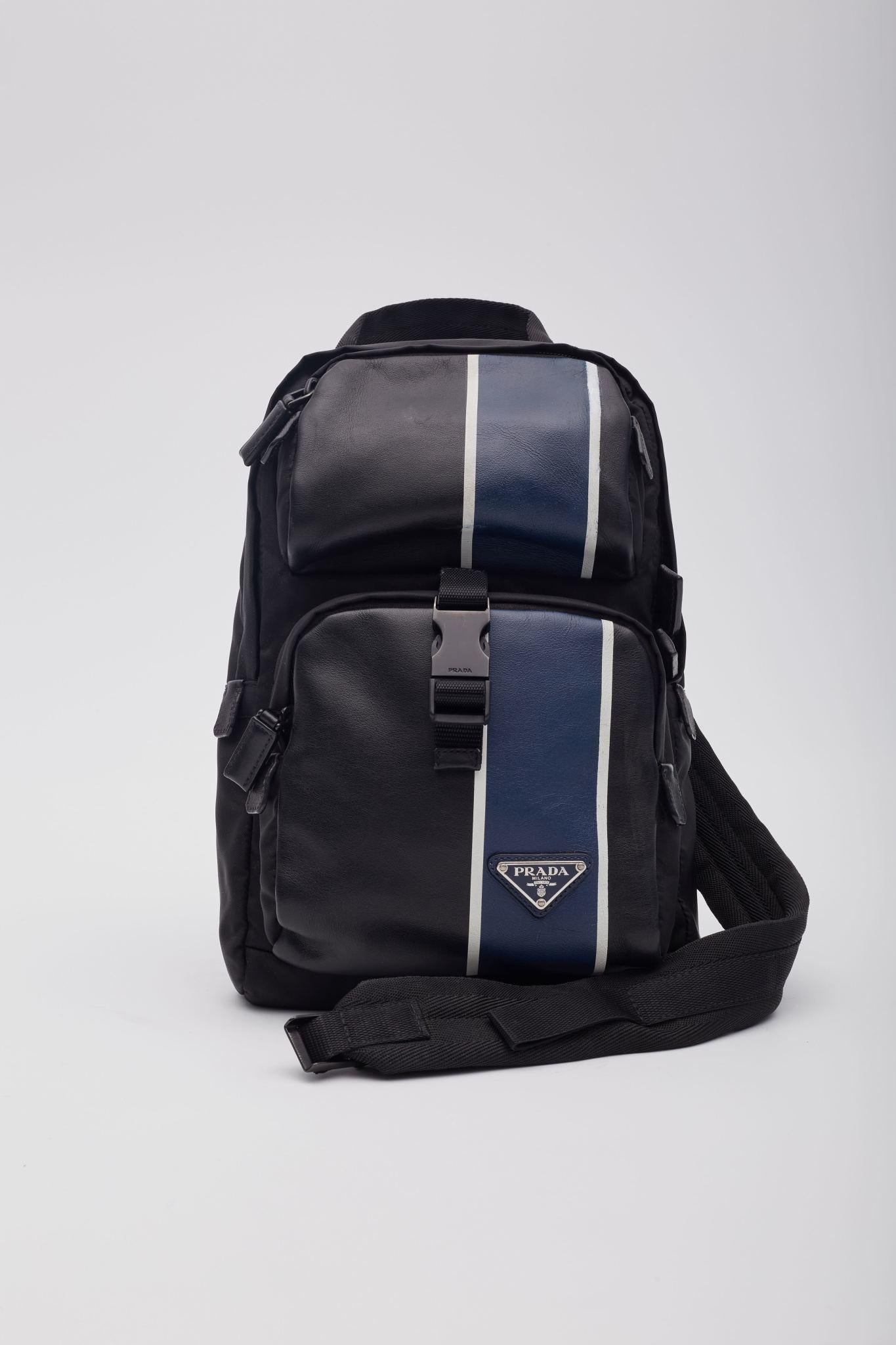 Prada Leather & Tessuto Nylon Black Blue Sling Backpack In Good Condition For Sale In Montreal, Quebec