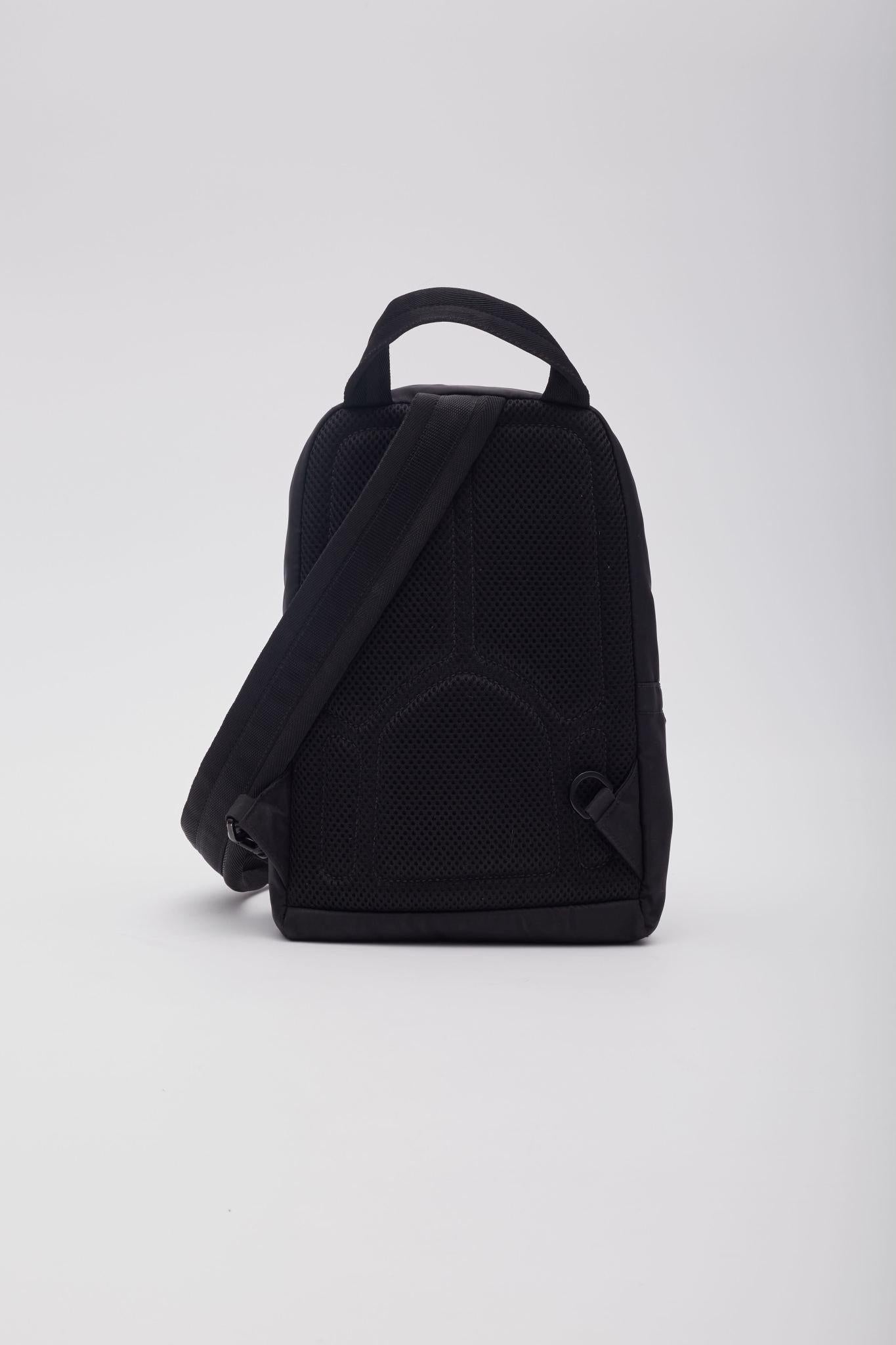 Men's Prada Leather & Tessuto Nylon Black Blue Sling Backpack For Sale