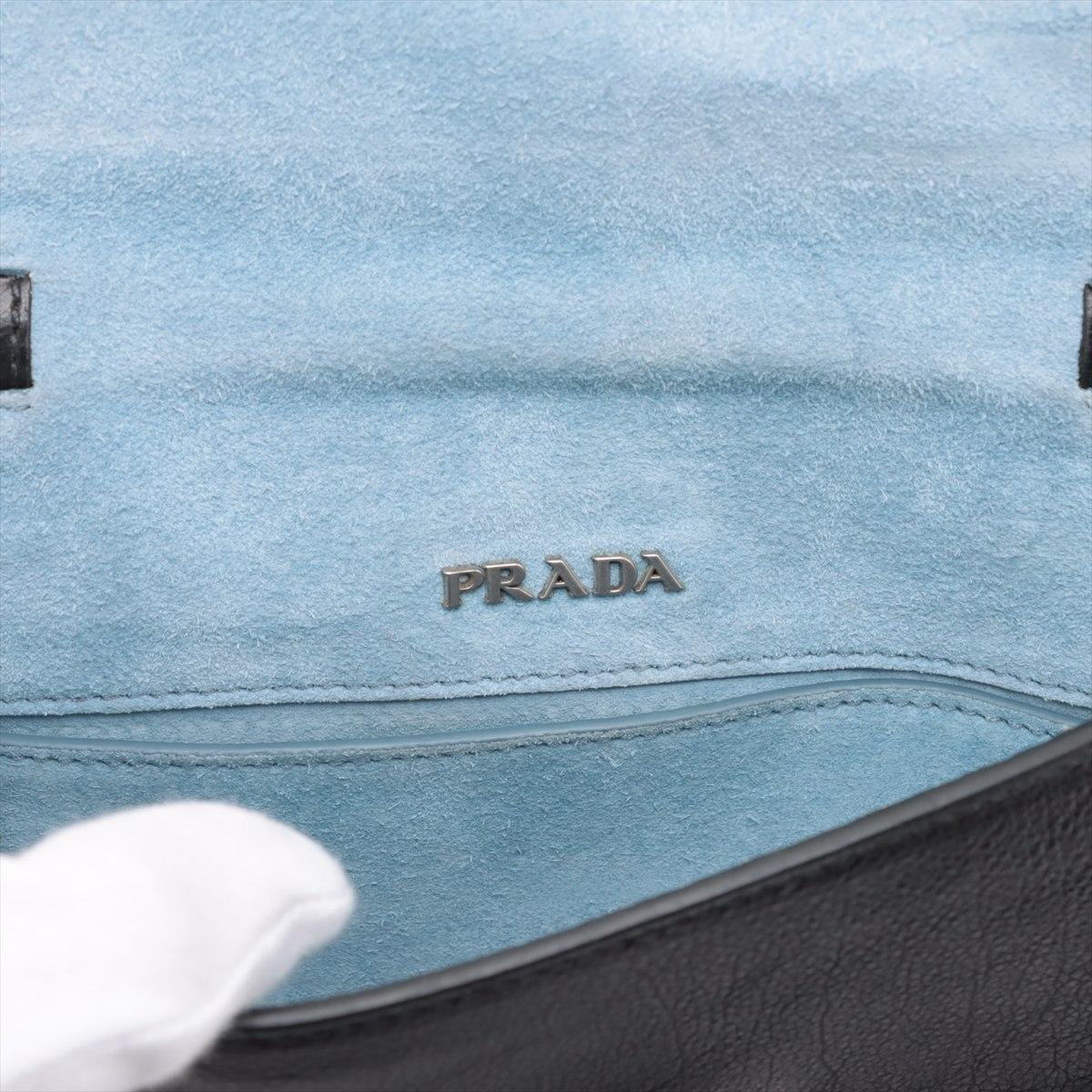 Bolso/ Riñonera bidireccional de piel Prada Negro 8